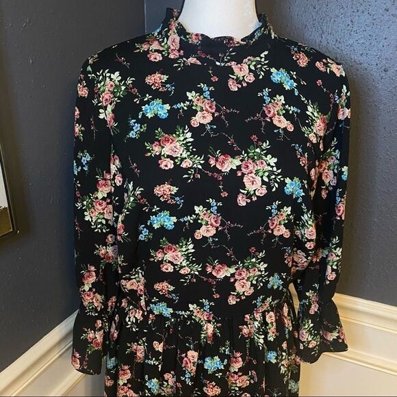 ModCloth Fashionably Dashing Floral Dress - Picture 6 of 13